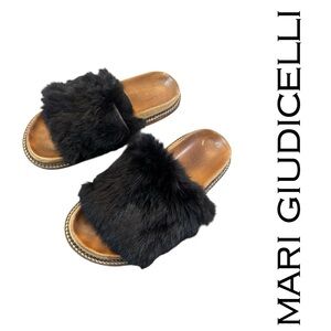 Mari Giudicelli Flat Fur Sandal Size 39